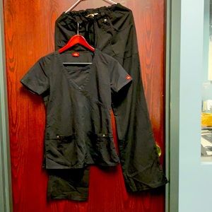 Dickies Xtreme Stretch Scrub Sets